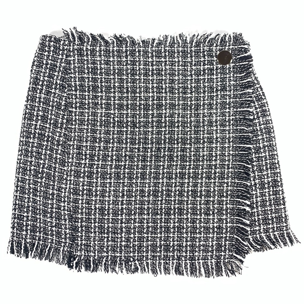 SHEIN Skirt Checkered Plaid Fringe / Raw Hems S